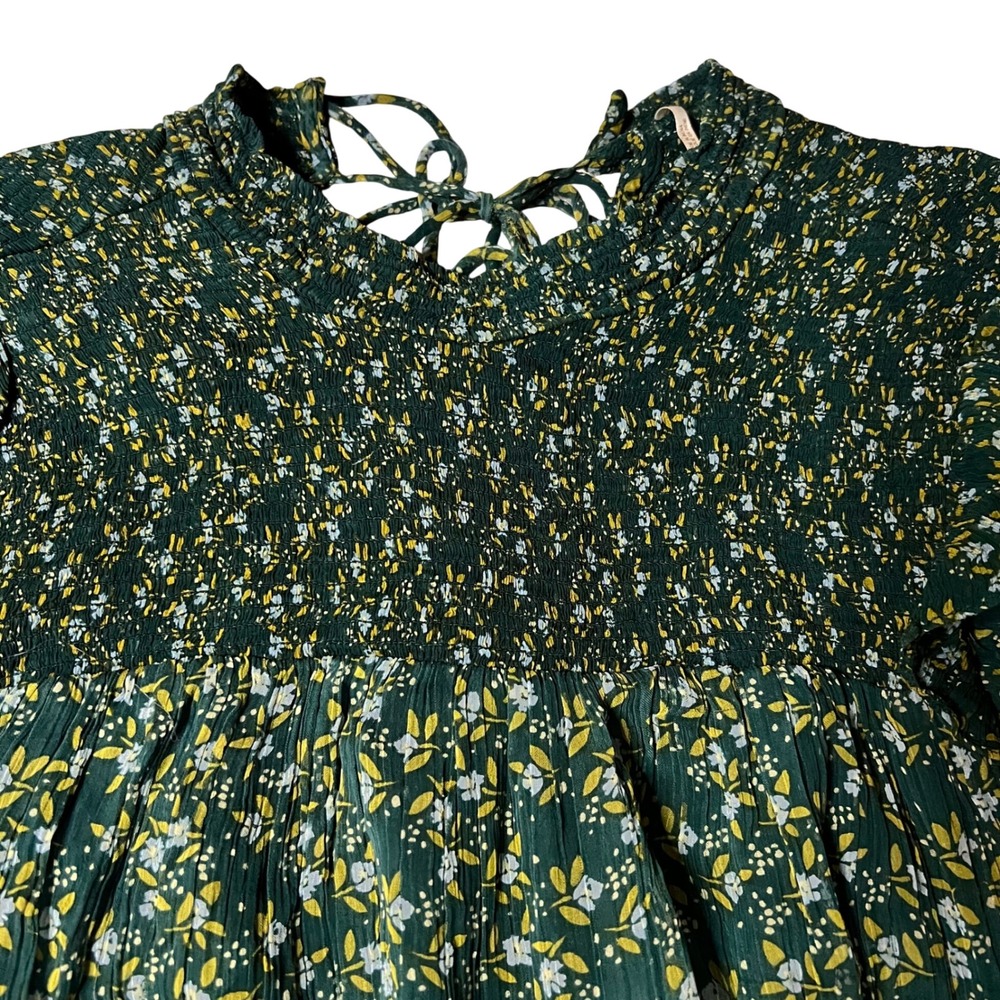 Free People Floral Smocked Crinkle Blouse Green Long Sleeve Ruffle Top XL - Picture 3 of 10